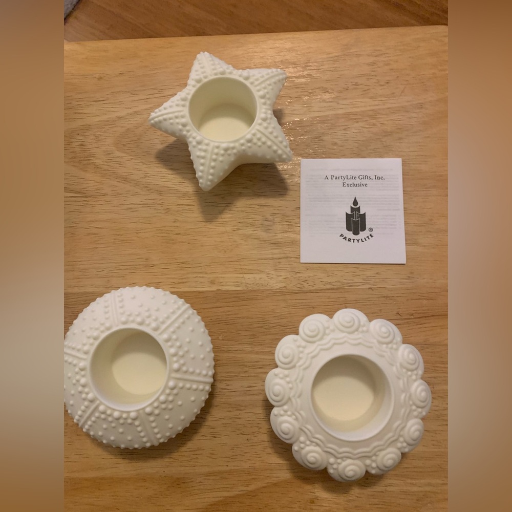 Party Lite sea drifters candle holders, white , circular, holds a short candle